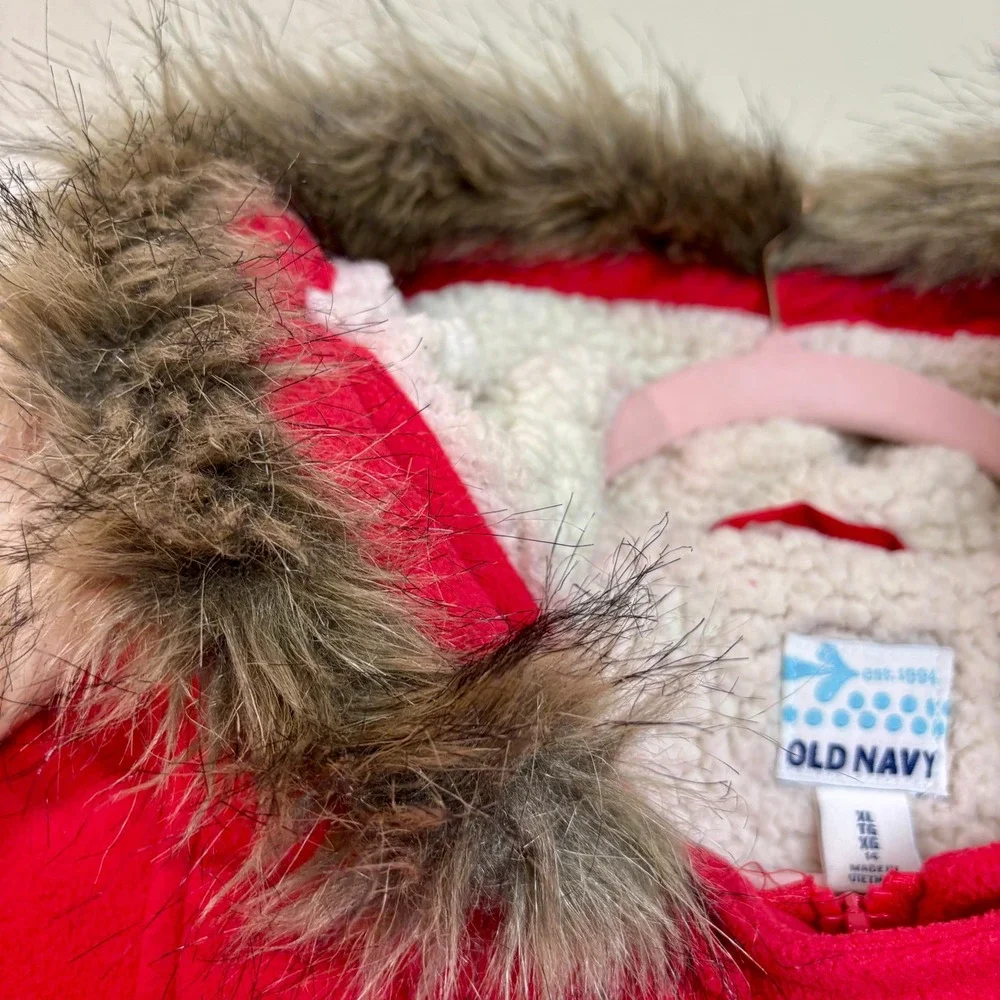 Girls Red Old Navy Hoodie (faux‎ fur trim) Jacket  XL 14 Zip &Toggle buttons